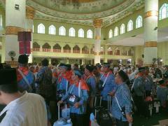 Usai Acara dengan KPK, Firdaus Langsung Tancap Gas Lepas CJH Kampar